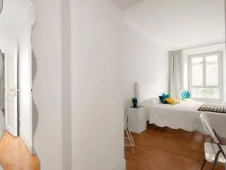 בית הארחה Rhome Hosting 3*